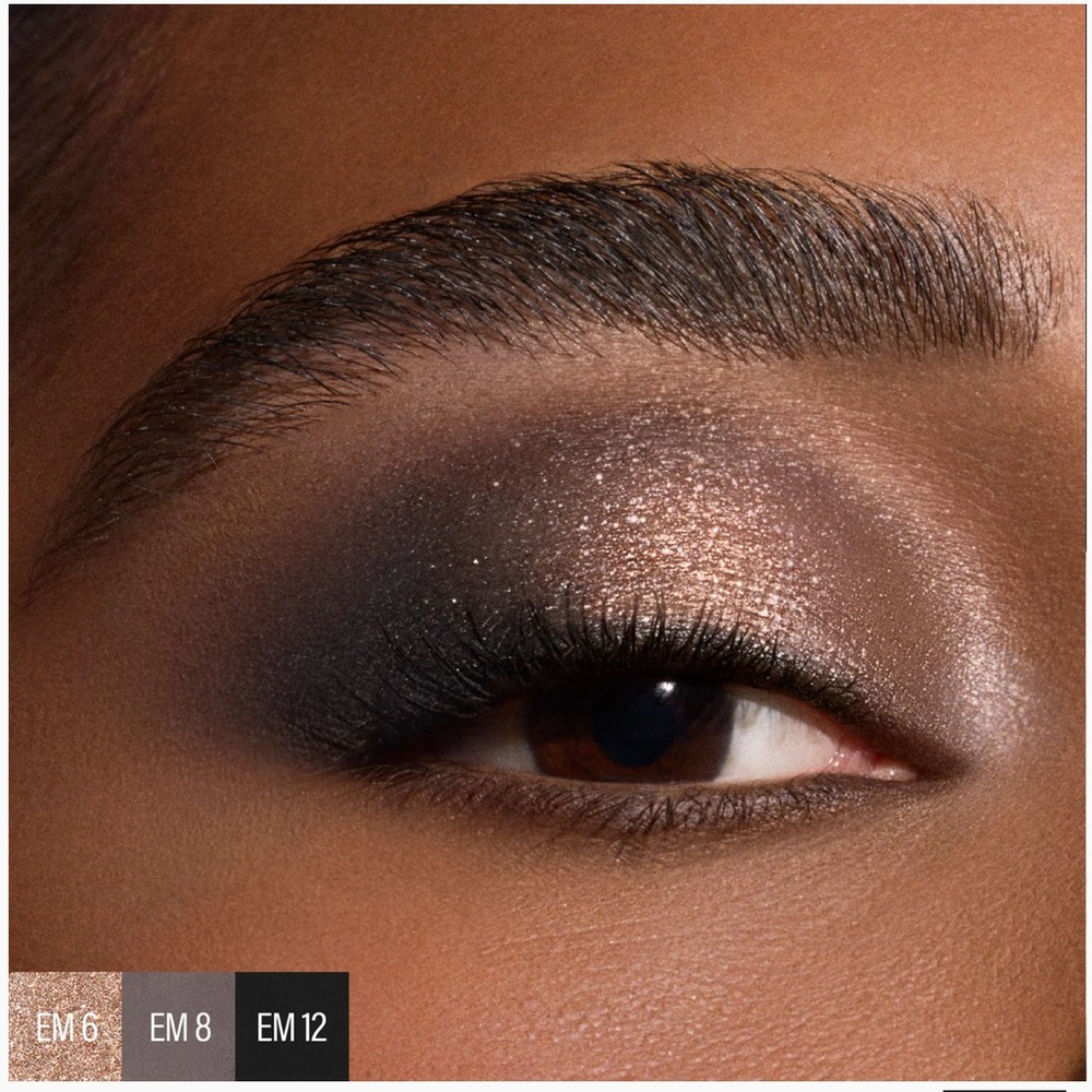 Makeup by Mario Ethereal Eyes Moonlight 12
Shades, 4 finishes it’s so pretty! - Picture 4 of 10